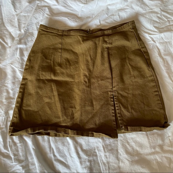 Urban Outfitters BDG Olive Slit Skirt - Picture 3 of 4